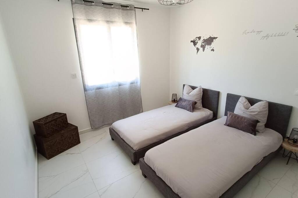 Villa Soleyana Meynes ภายนอก รูปภาพ
