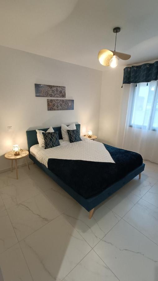 Villa Soleyana Meynes ภายนอก รูปภาพ